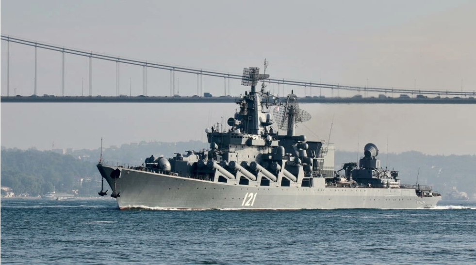 Le vaisseau amiral de la flotte russe en mer Noire \
