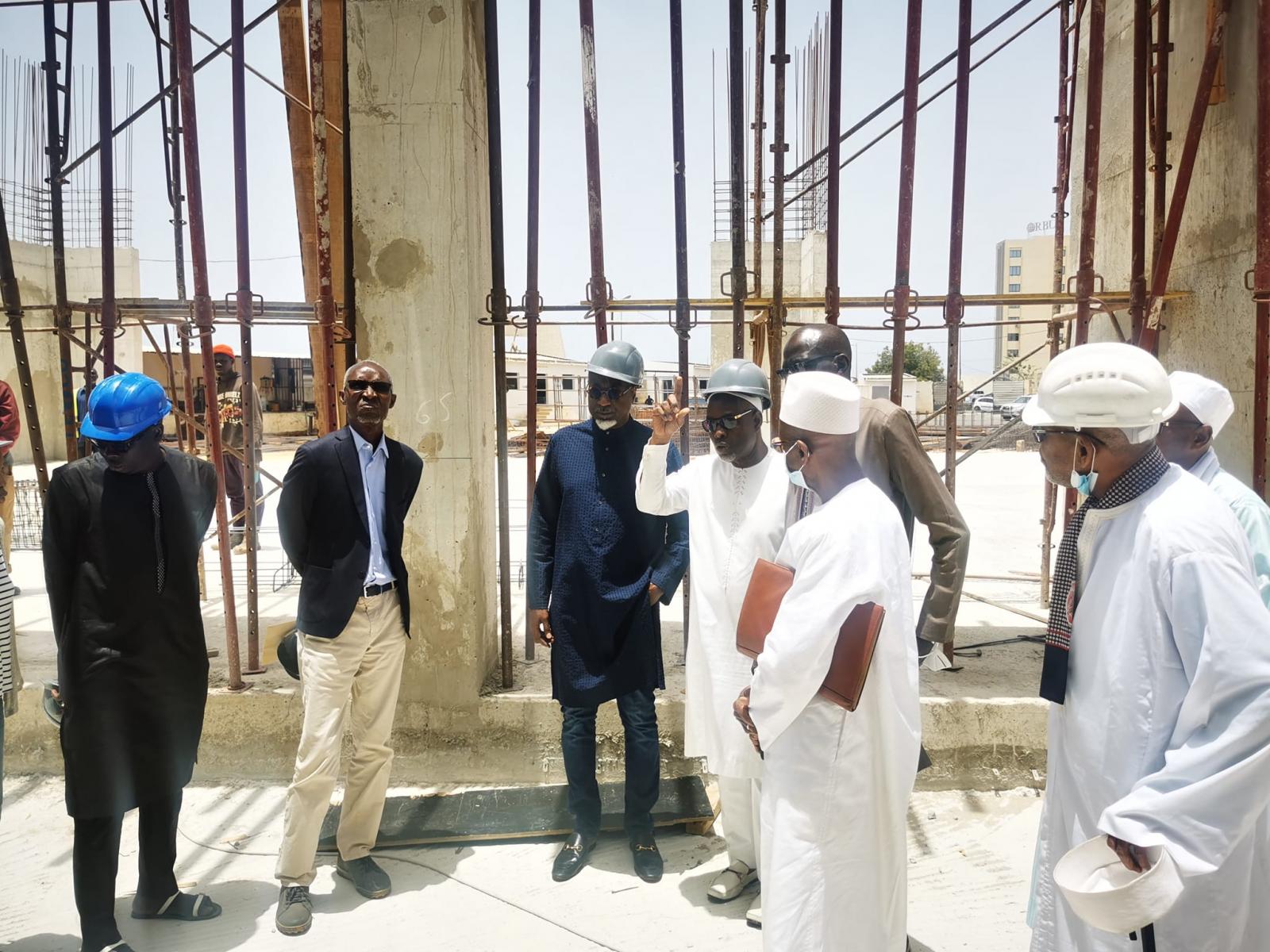 Mosquée omarienne : le très discret milliardaire Yérim Sow sur le chantier