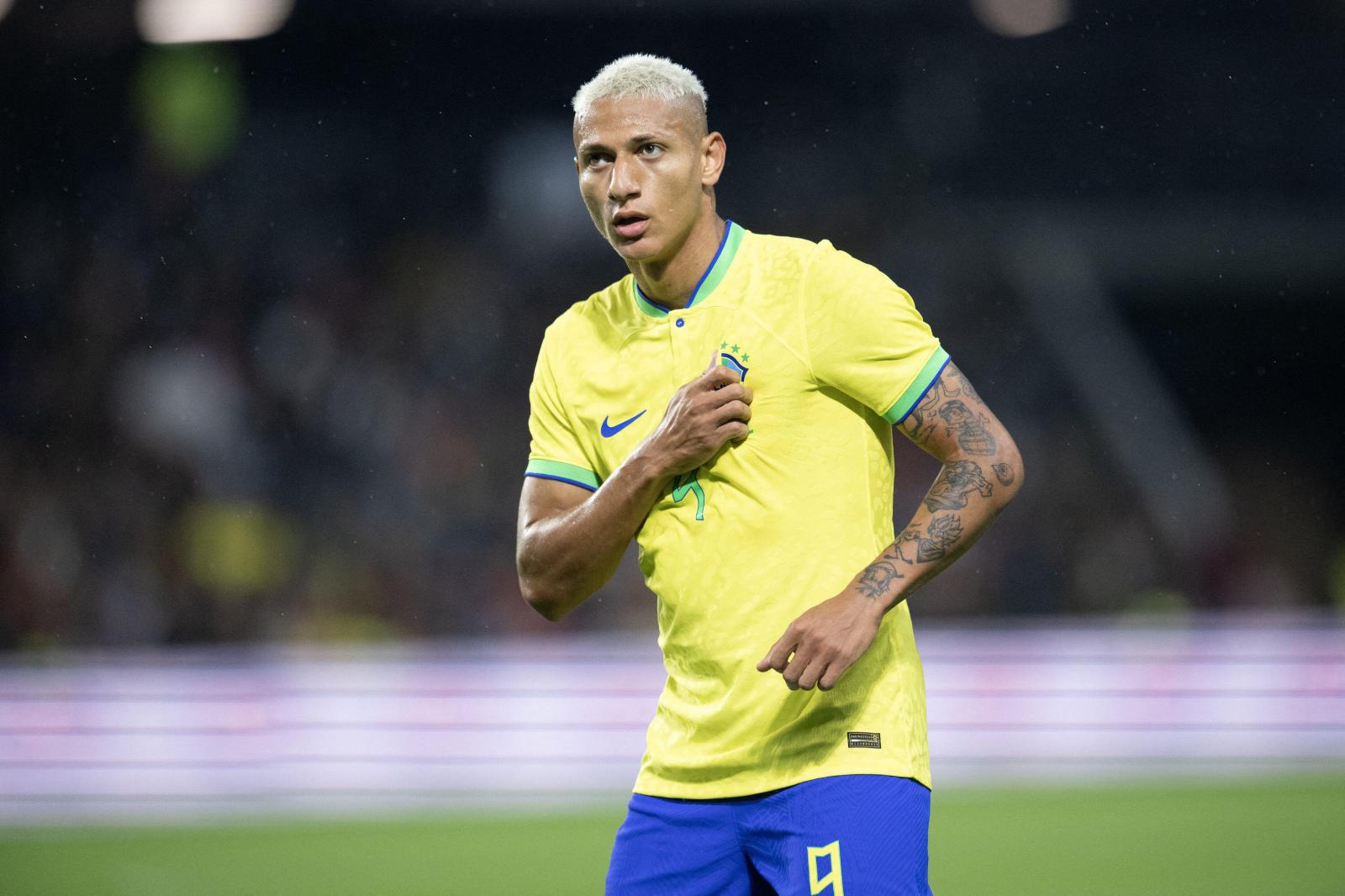 Tunisie-Brésil : la CAF condamne les actes de racisme dirigés contre le Brésilien Richarlison