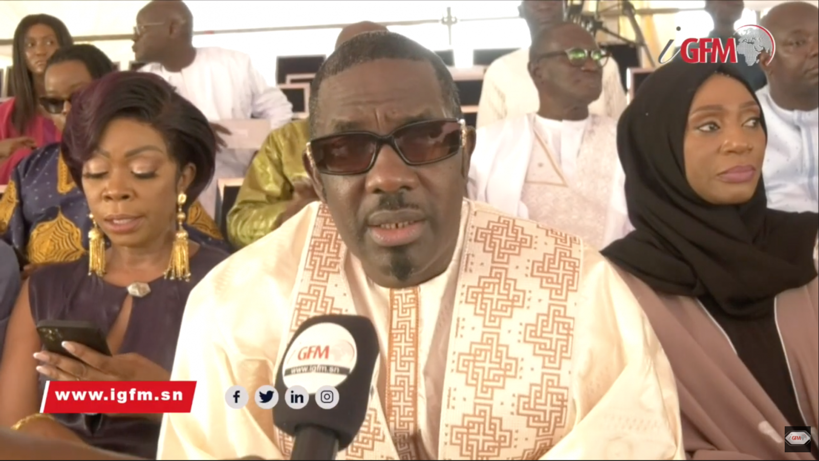 “Youssou liguey moko takha diogg, wakh dji bariwoul...”