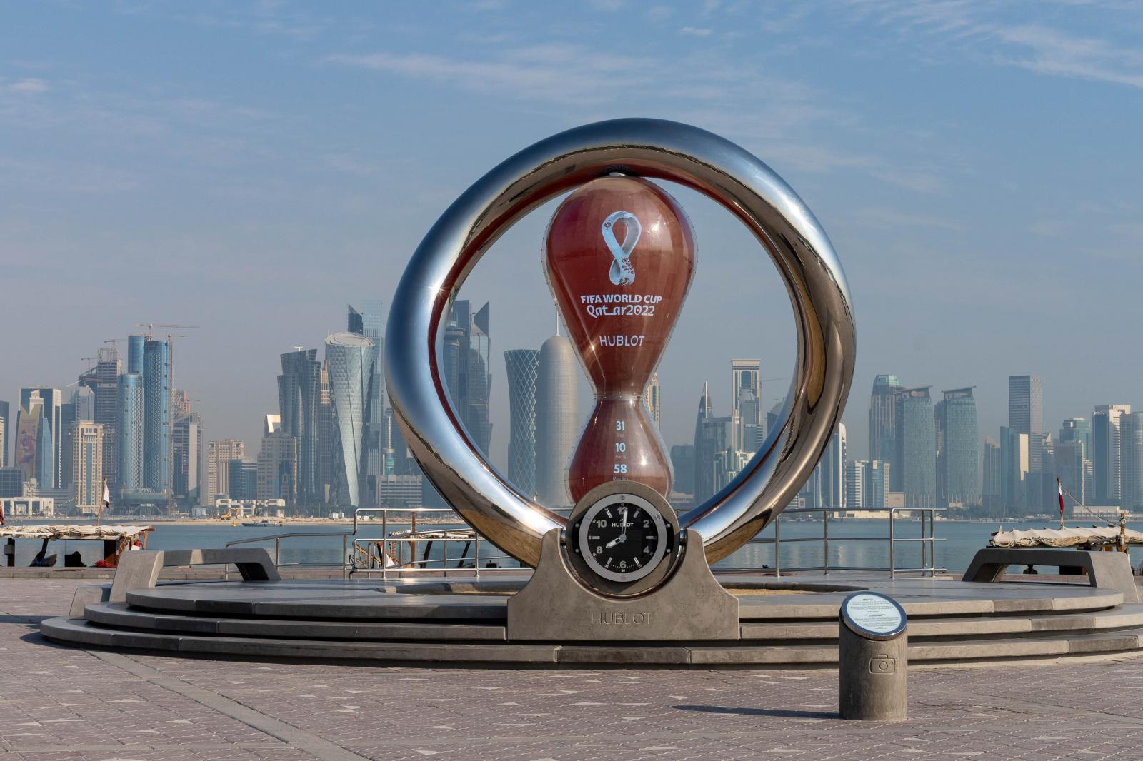 Coupe du monde : le Qatar invite un peu plus de 1.000 supporters tous frais payés