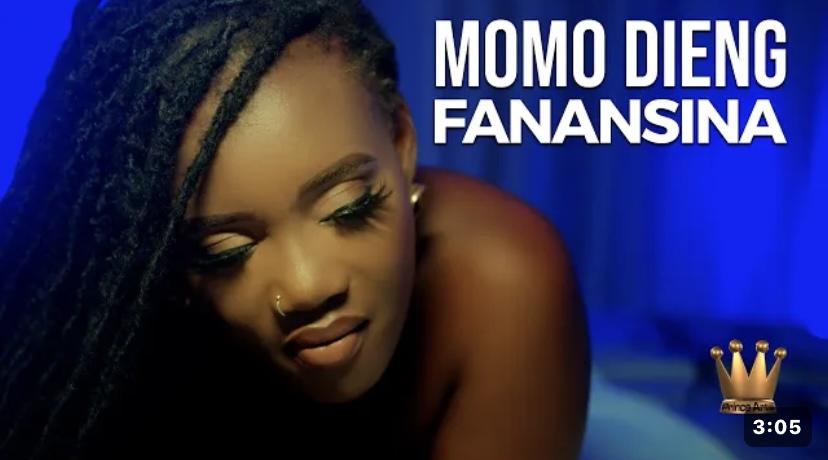 Momo Dieng touche les cœurs avec ce magnifique clip « Fanansina »