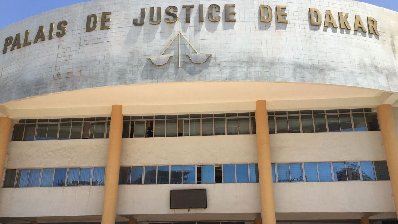 Un bâtiment du tribunal de Dakar prend feu 