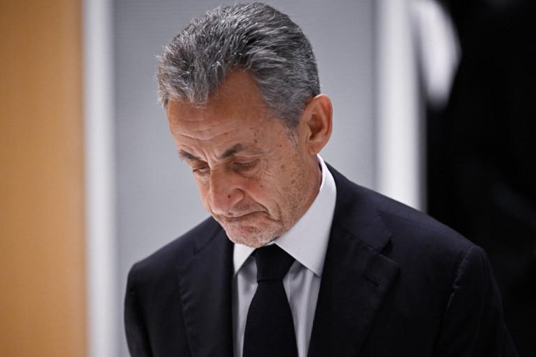 Nicolas Sarkozy libéré sous contrôle judiciaire après vingt jours de détention