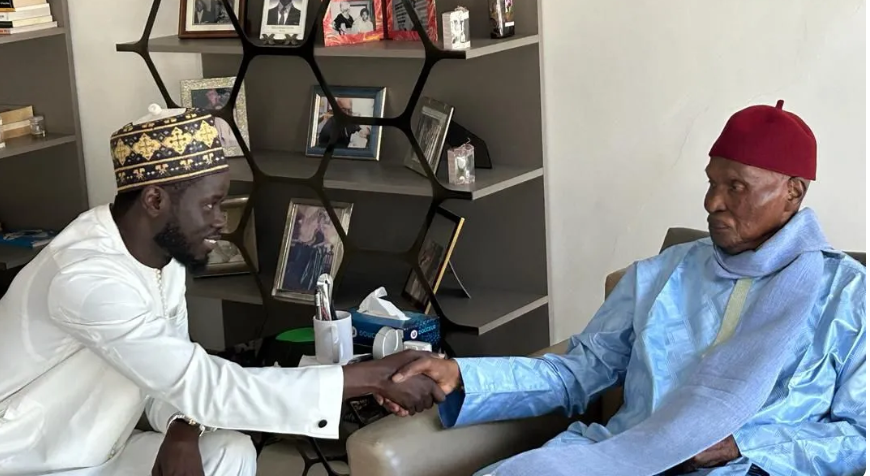 100 ans d’Abdoulaye Wade : Diomaye Faye salue \