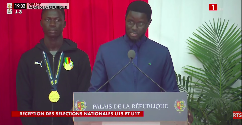Récompenses : le Pr. Diomaye gâte les sélections U15 et U17