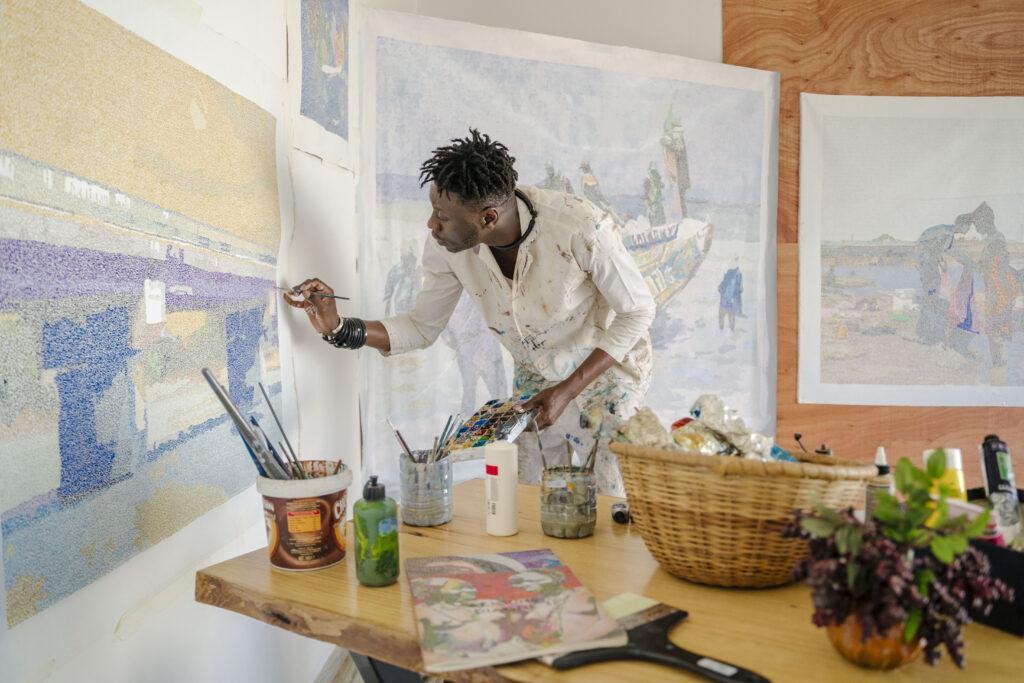Alioune Diagne à Paris : « Saytu », l’artiste transforme les rituels sénégalais en archives picturales
