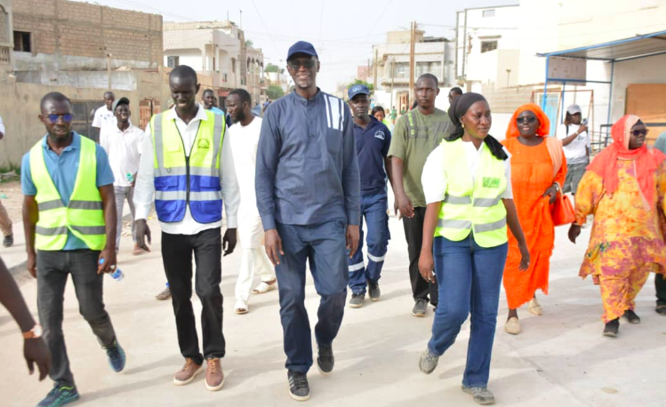 Rufisque - Dr Omar Cissé en visite de suivi de l'évolution des grands chantiers municipaux