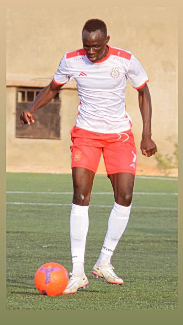 AS Douanes (L1)-El Hadji Latyr Ndiaye : «Travailler pour espérer quelque chose en fin de saison»